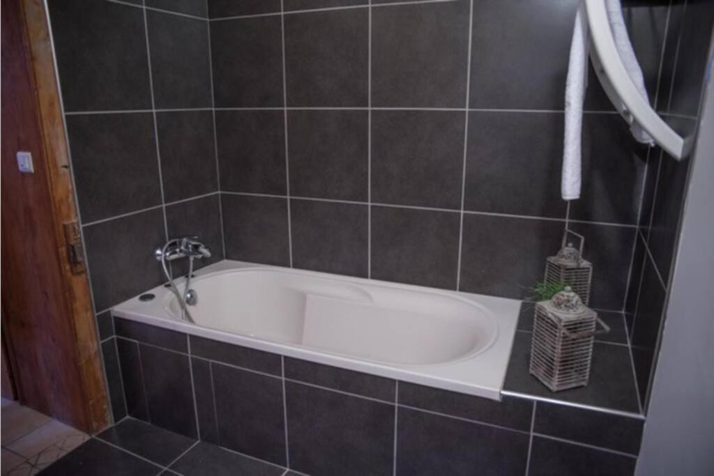 Top Floor Duplex With Private Beach Duingt Extérieur photo