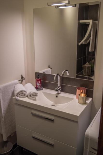 Top Floor Duplex With Private Beach Duingt Extérieur photo